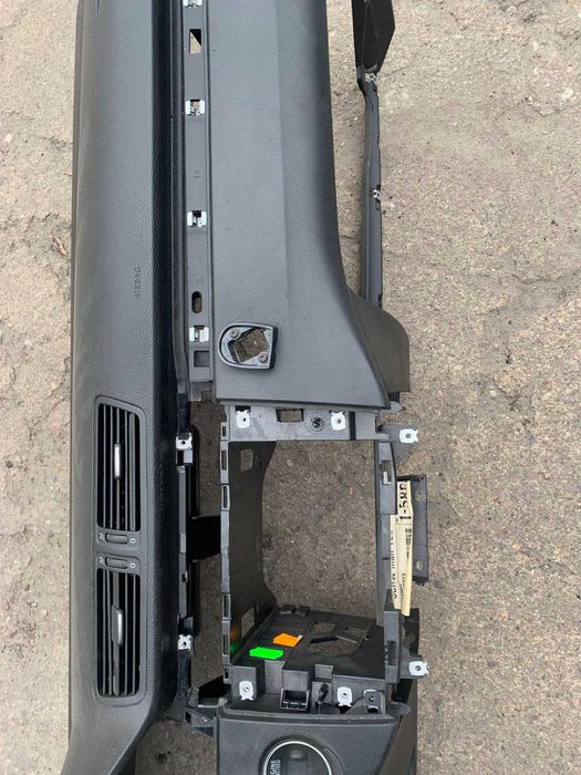 deska rozdzielcza konsola kokpit volkswagen passat b6 b7