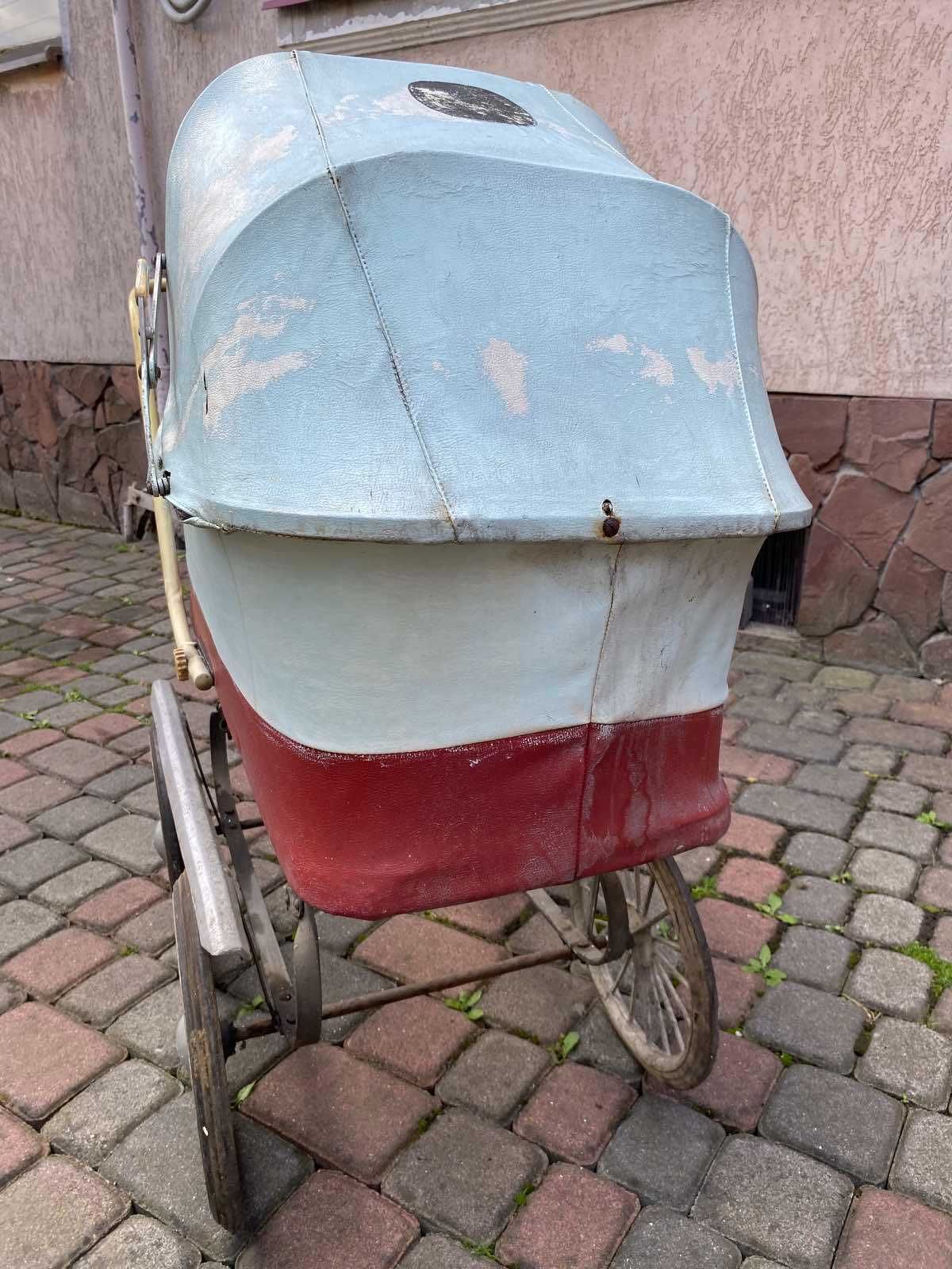Коляска дитяча ретро