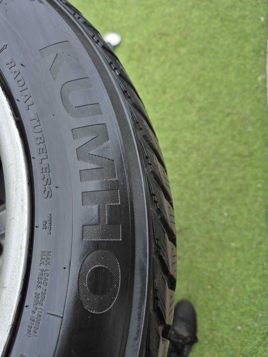 Шини Зимові 225 55 17 Kumho
