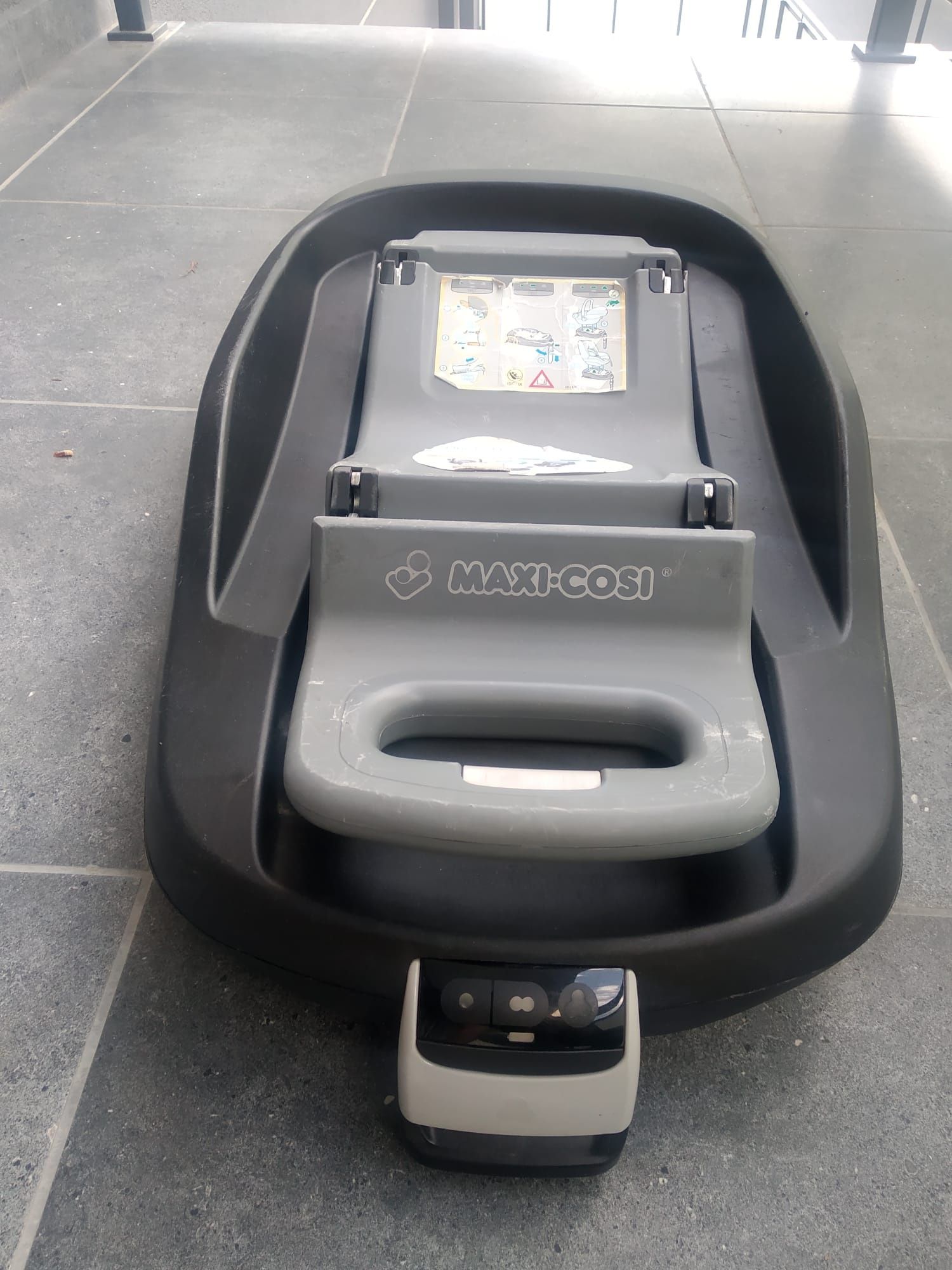Nosidło Maxi Cosi Pebble z bazą do Isofix