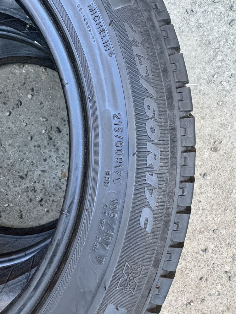 215/60R17C 109/107T Michelin Agilis