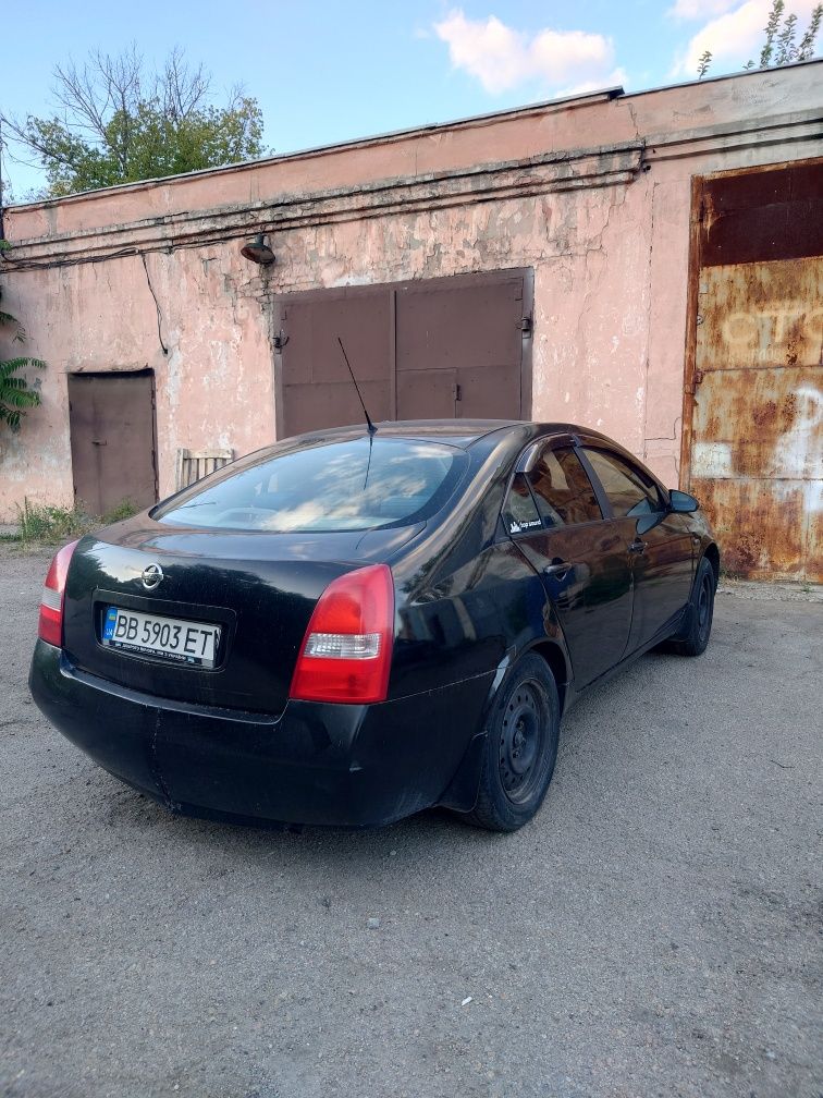 Nissan primera p 12
