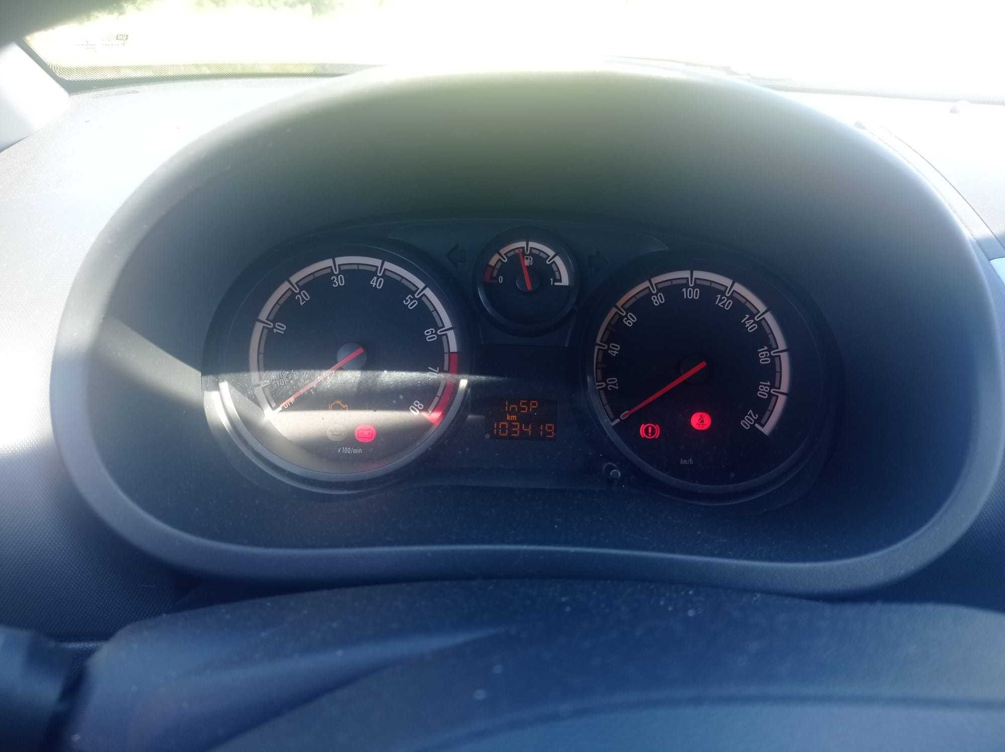 Opel Corsa 1.2 Gasolina 2014