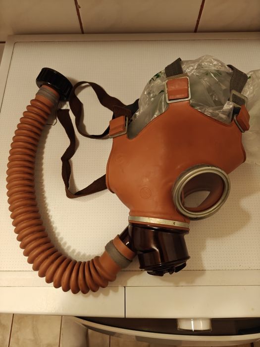 Maska przeciwgazowa DM 1 dm-1