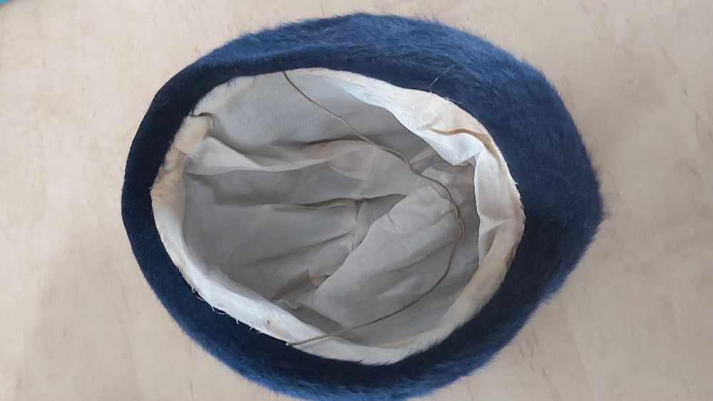 Toczek vintage z gumka