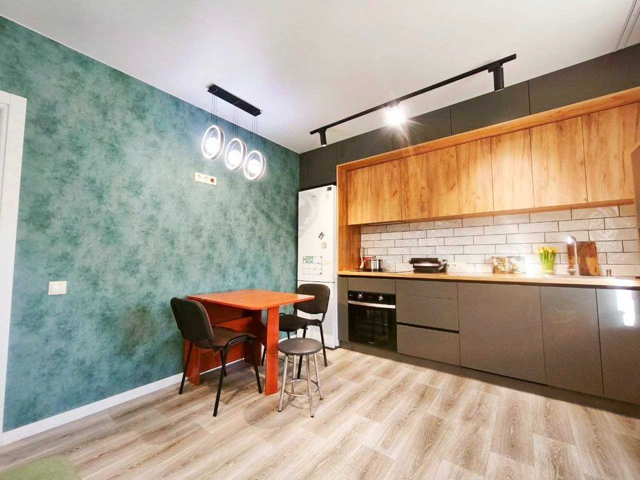 Частина будинку з євроремонтом, власним подвір’ям. Сертифікат. (SP)