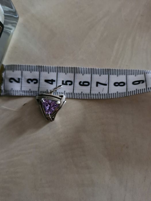 Продам срібні підвіски.