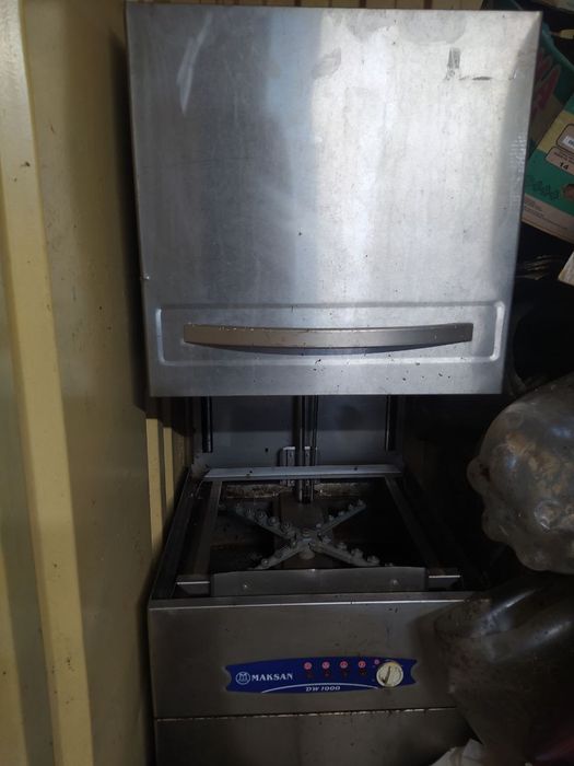 Продам посудомоечную машину, купольную без корзины