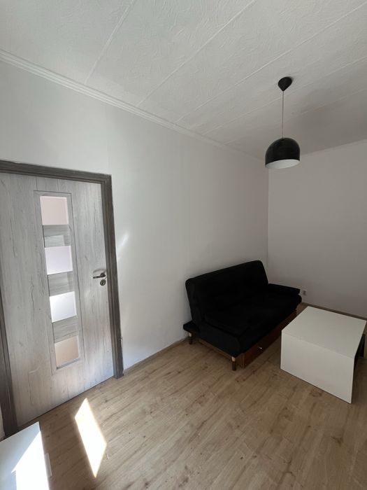 Mieszkanie 2-pokojowe 39,5m2- monitoring, domofon, rolety zewnętrzne