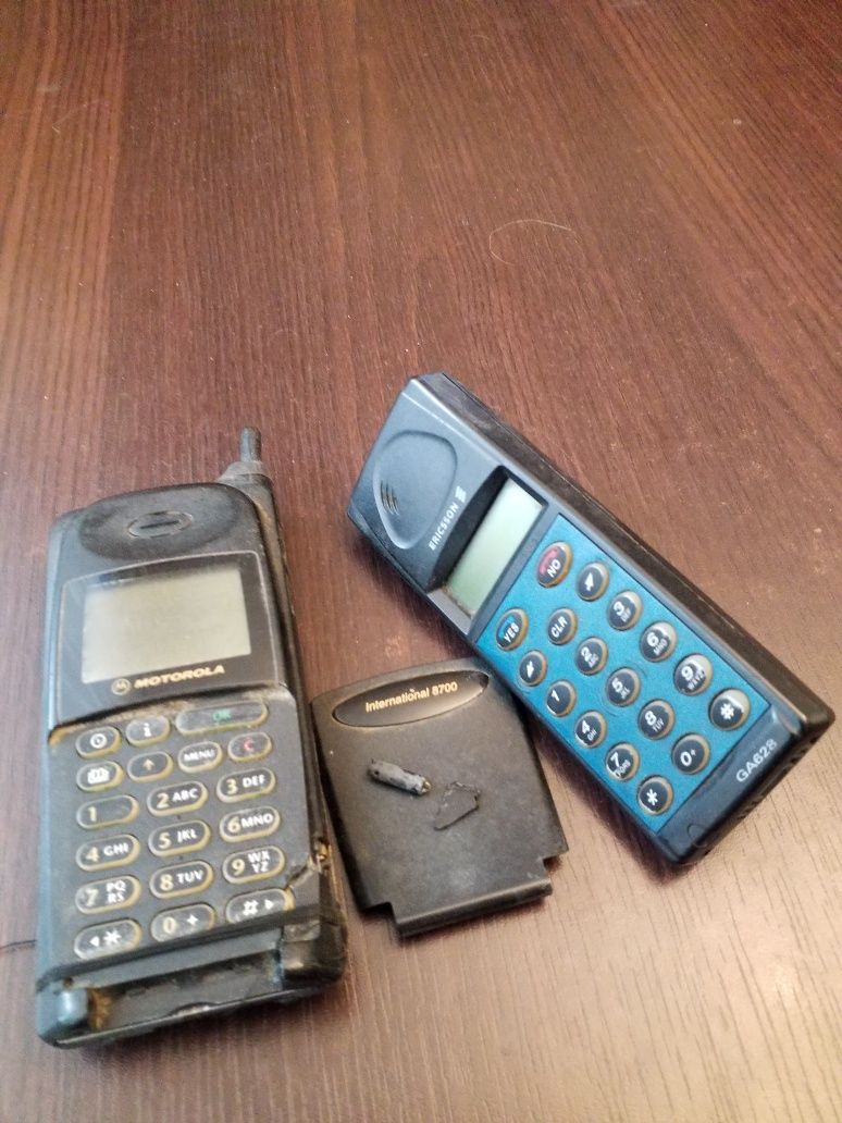 Motorola 8700 i Ericsson 628