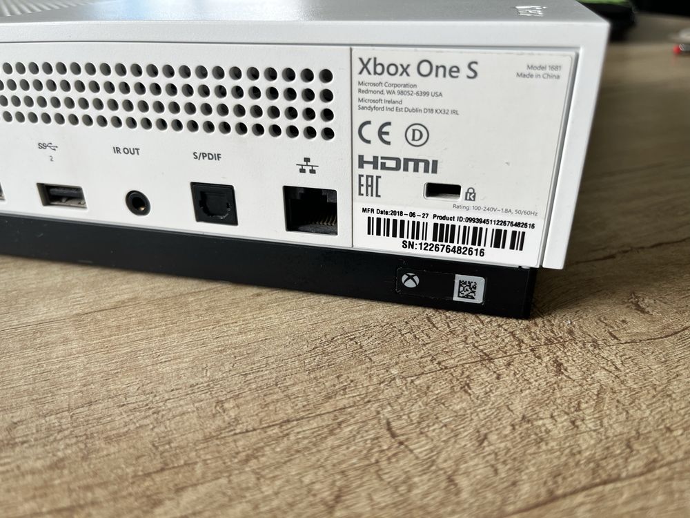 X-box one s 1 T