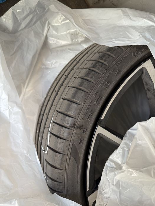 Opony letnie Pirelli P Zero 245/35 R20 super stan