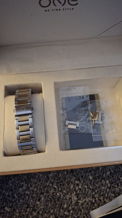 Relógio senhora ONE