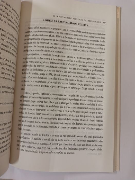 Os Professores e a sua formação, coordenação de António Nóvoa

Publi