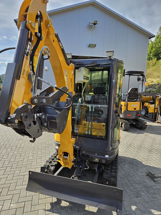 Koparka Minikoparka 2,5T KRÜGER YANMAR 380F V5,klima,kabina,Fujikoshi®