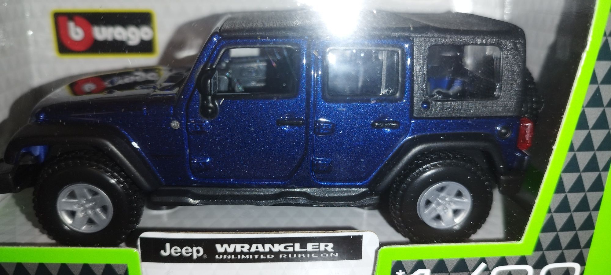 Bburago Jeep Wrangler Unlimited Rubicon, w skali 1:32.