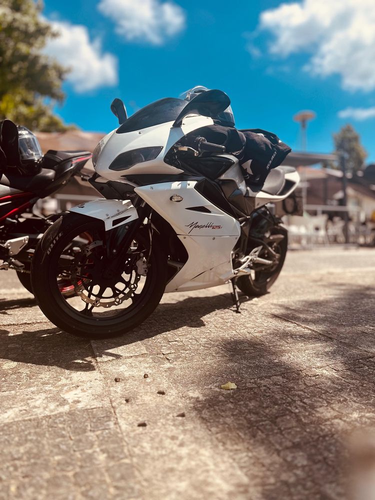 Vendo Megelli 125 R