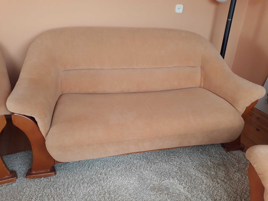 Sofa rozkładana z dwoma fotelami