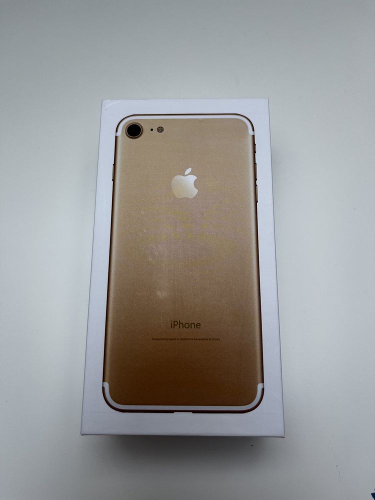 Złoty Iphone 7 - pamięć 32GB