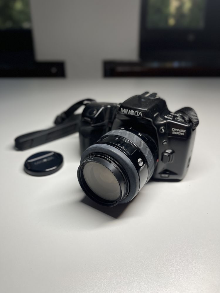 Minolta Dynax 500si aparat fotograficzny kamera lustrzanka analog