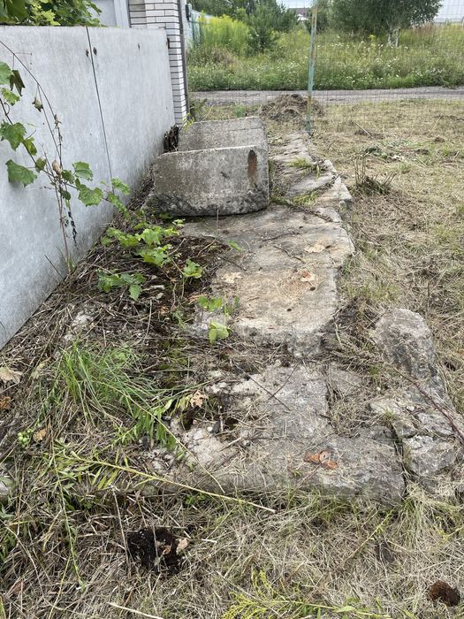 Бетонні конструкції. Стовпи електроопор 6м, 7м. . Плита 5.5/1.5