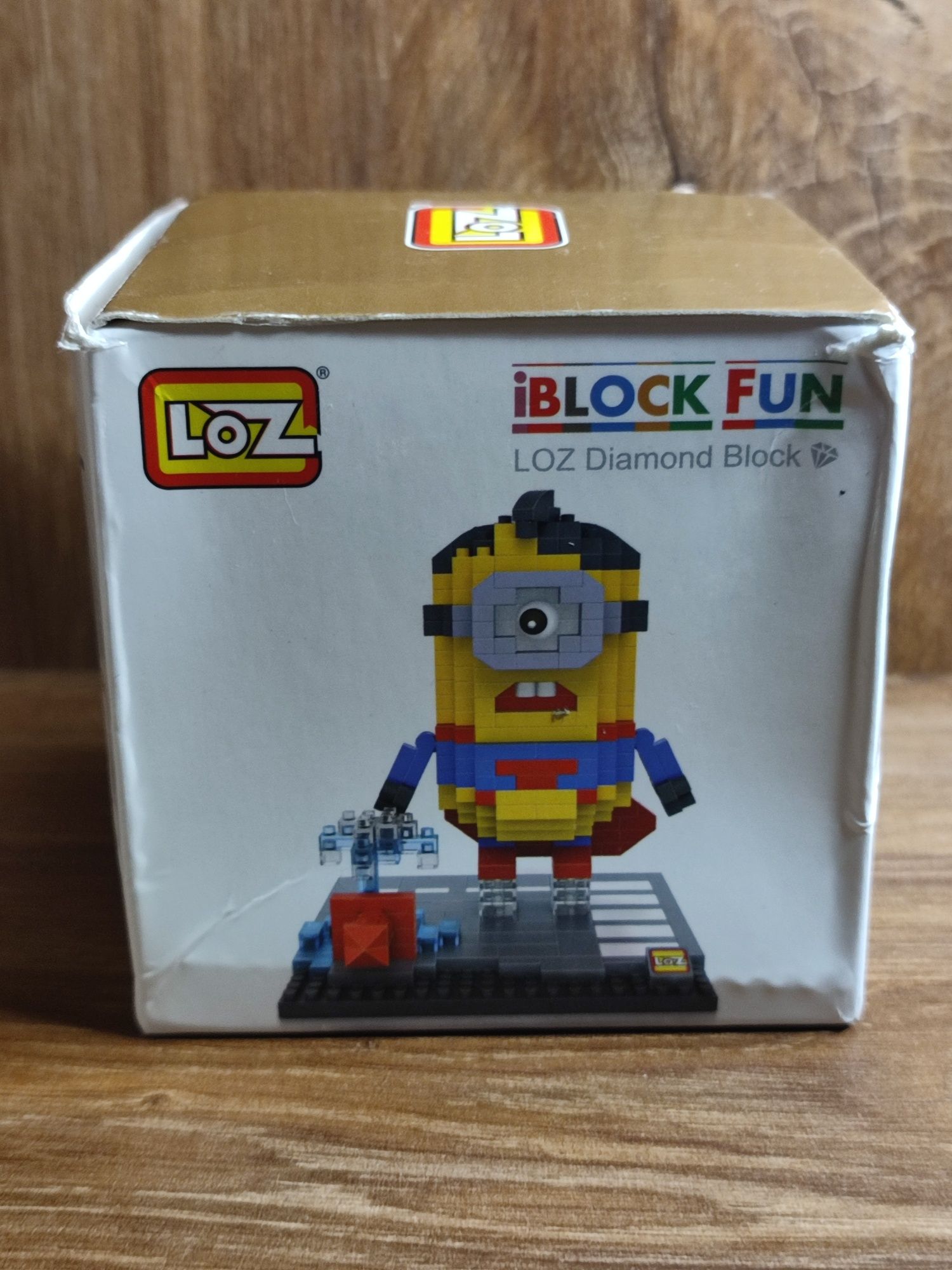 Конструтор мини лего Loz Diamond Block Minion Superman Миньон Супермен