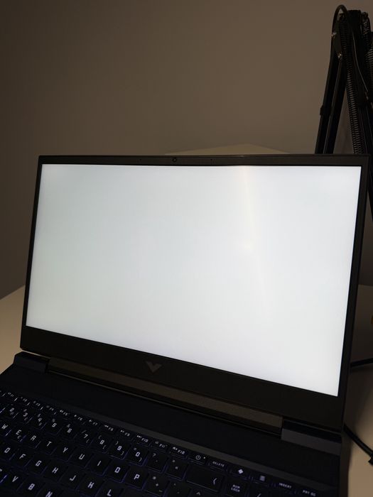 HP Victus 16 - Ryzen 7 + RTX 3060