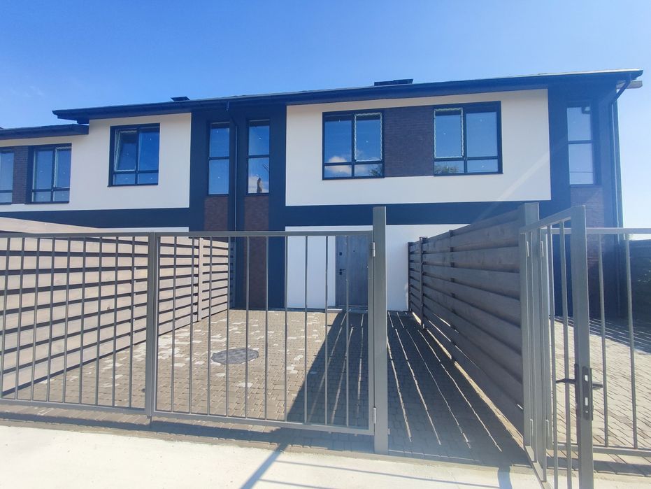 Таунхаус за ціною квартири в Гостомелі