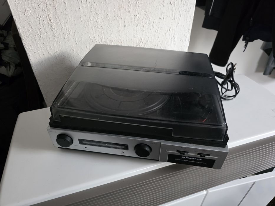 Виниловый проигрыватель Superior TT2168
