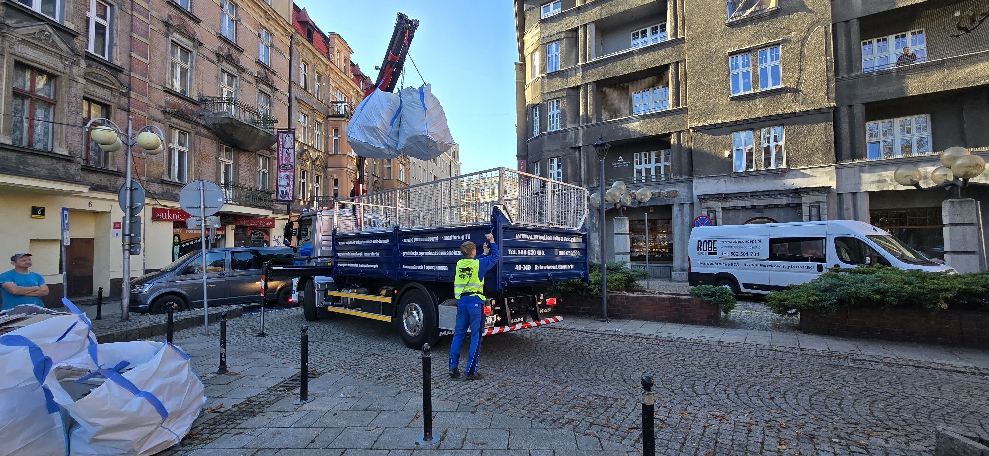 BIG-BAG worek kontener wywóz gruzu odpady śmieci meble budowa remont