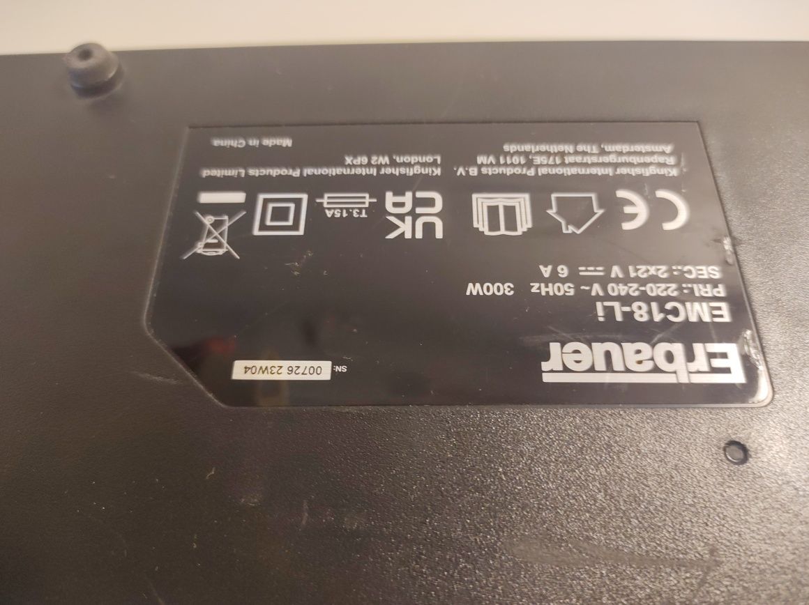 Erbauer EMC18-Li podwójna ładowarka do akumulatorów