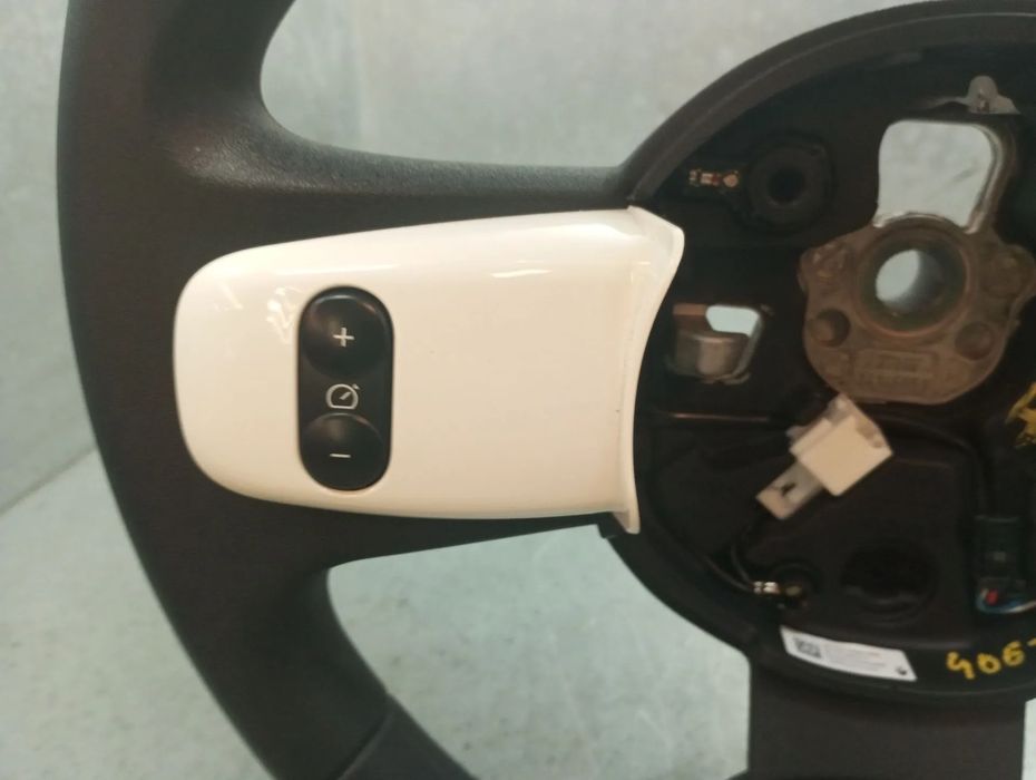 Volante de direção RENAULT Twingo III (BCM_)