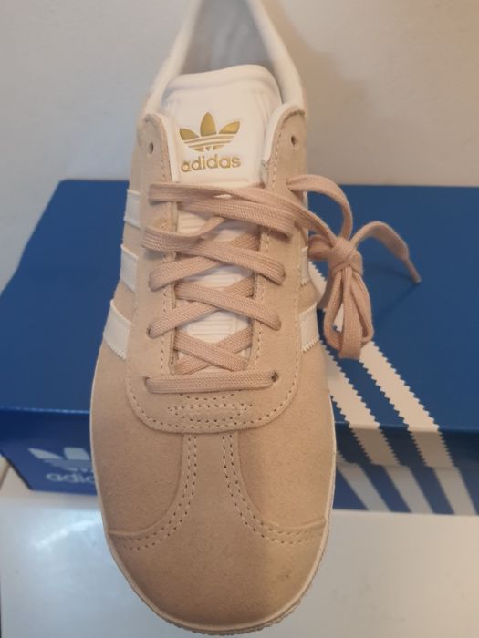 Sprzedam buty sportowe Adidas