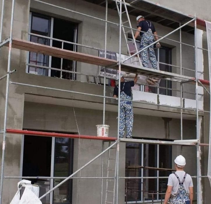 Używane rusztowanie elewacyjne fasadowe plettac dostępne ponad 8000m2