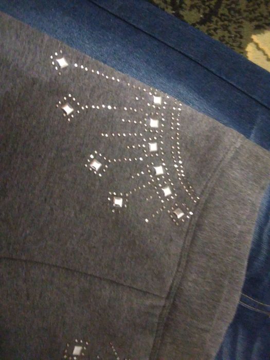 Свитера штаны джинсы