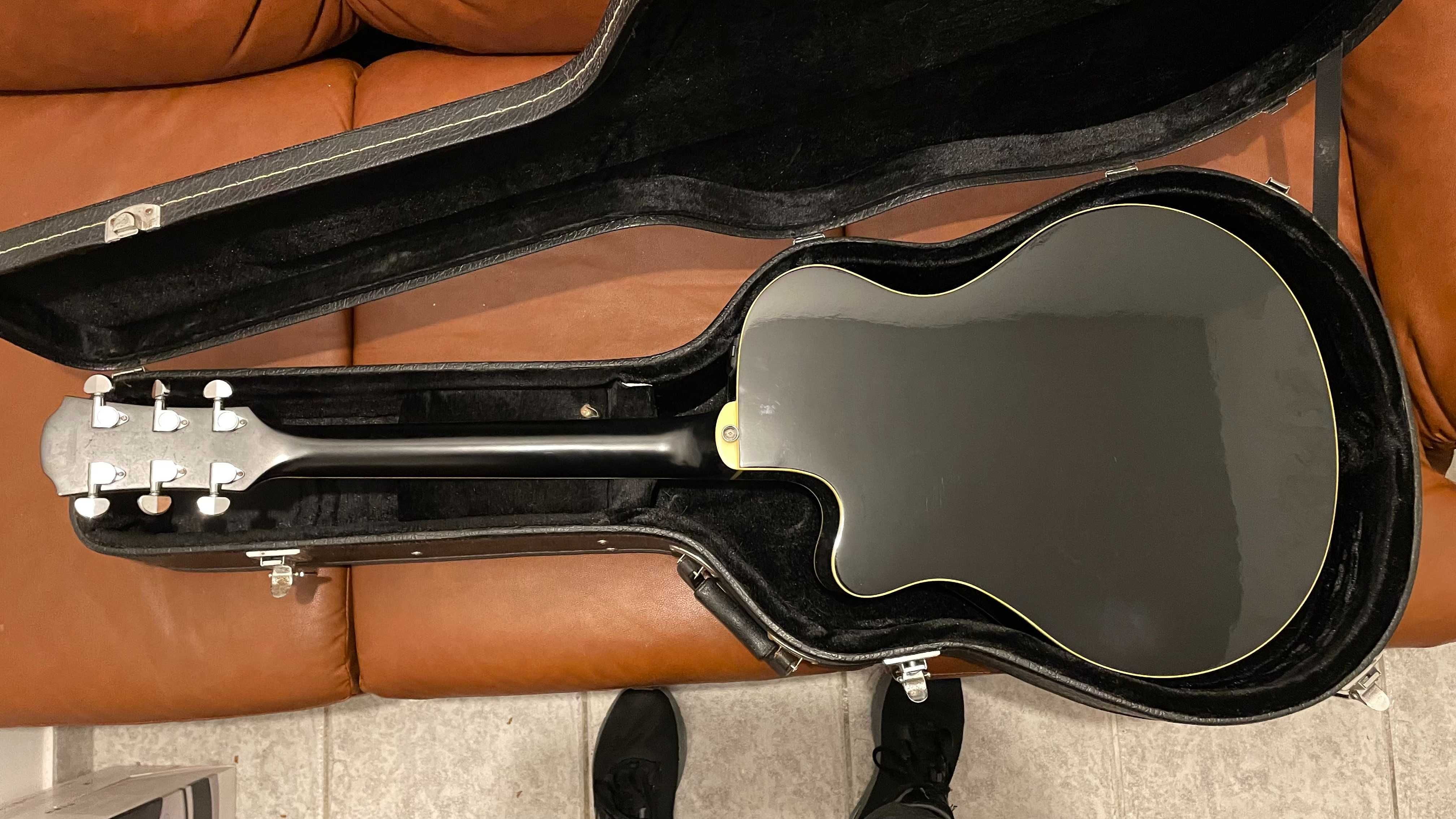 Guitarra Yamaha APX700 BL + Estojo Rígido