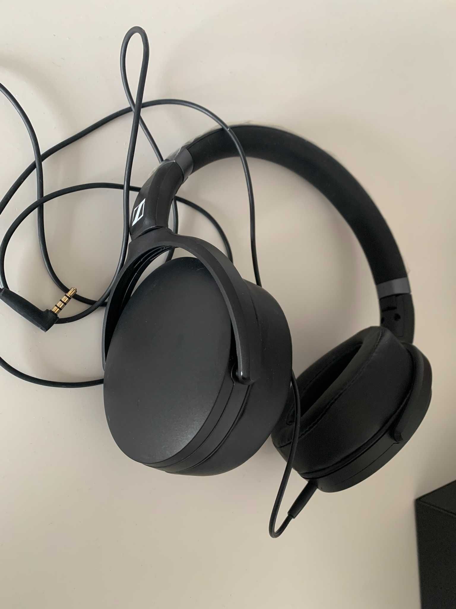 słuchawki nauszne przewodowe Sennheiser HD 4.30