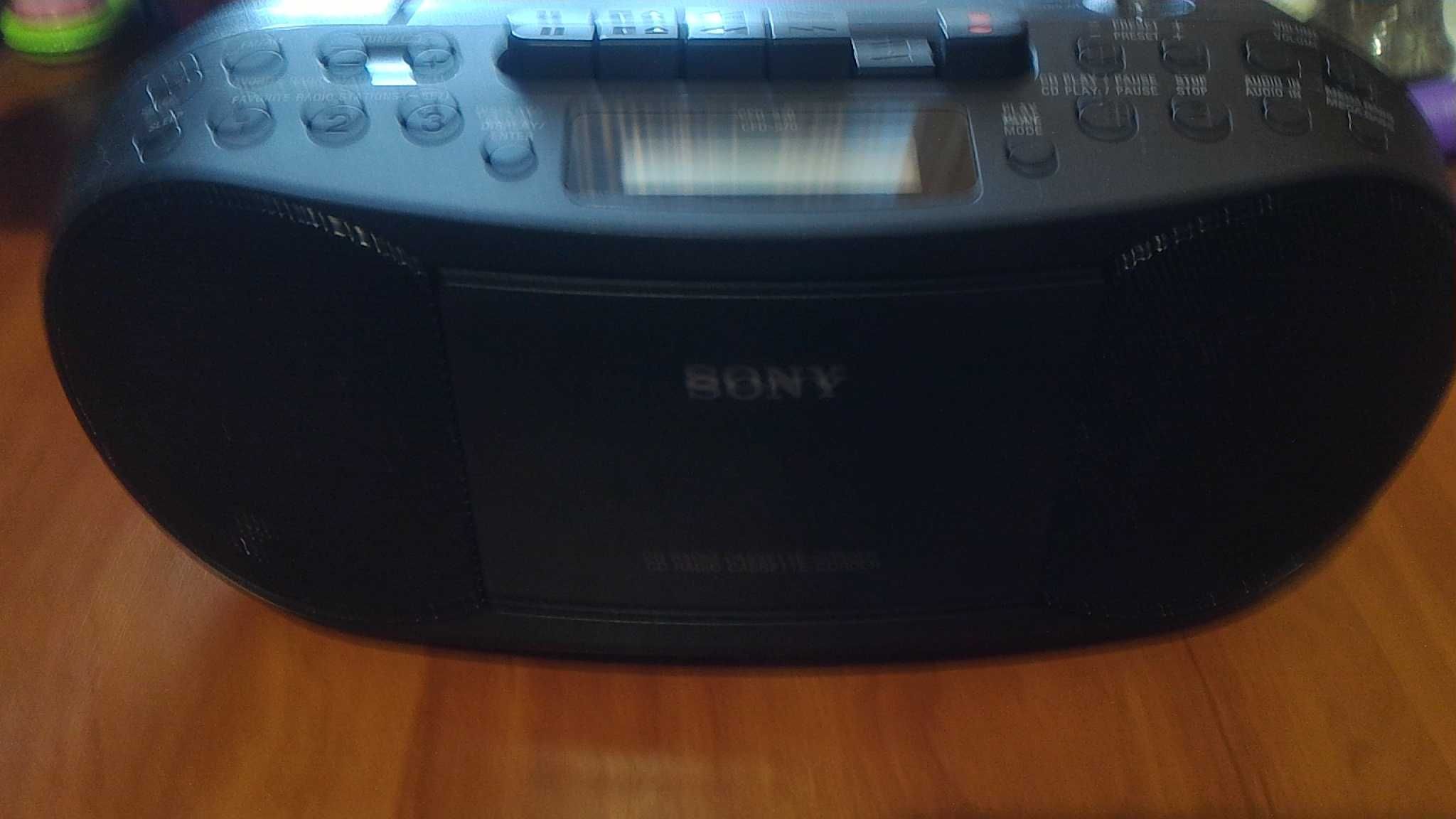 Бумбокс Sony CFD-S70, кассеты, диски mp3, радио, из сша 110в