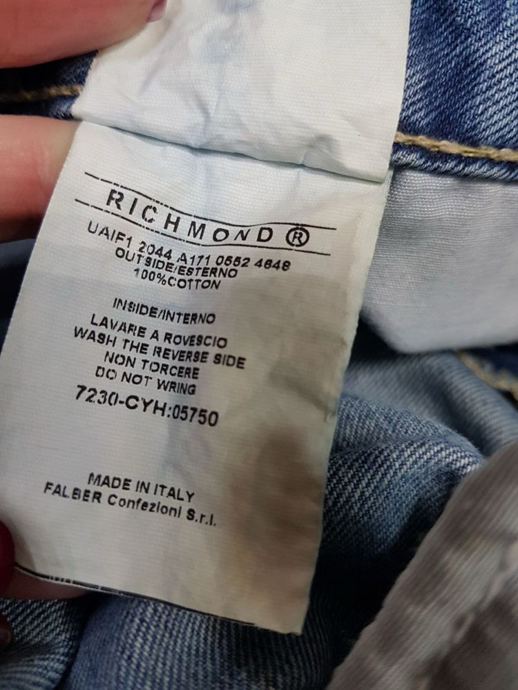 Жіночі джинси Richmond(розмір 28)