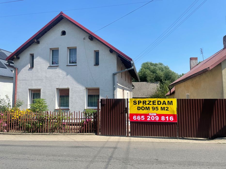 Sprzedam dom w Bogdanowicach 3 km od Głubczyc.