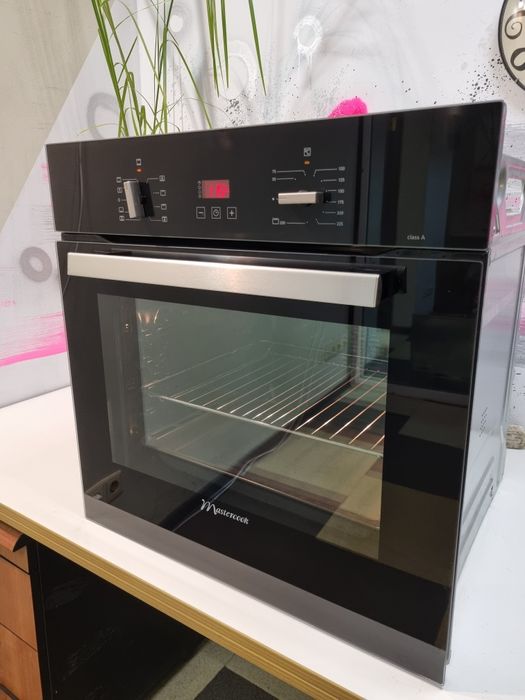 Надійна духова шафа духовка пічка плита Mastercook