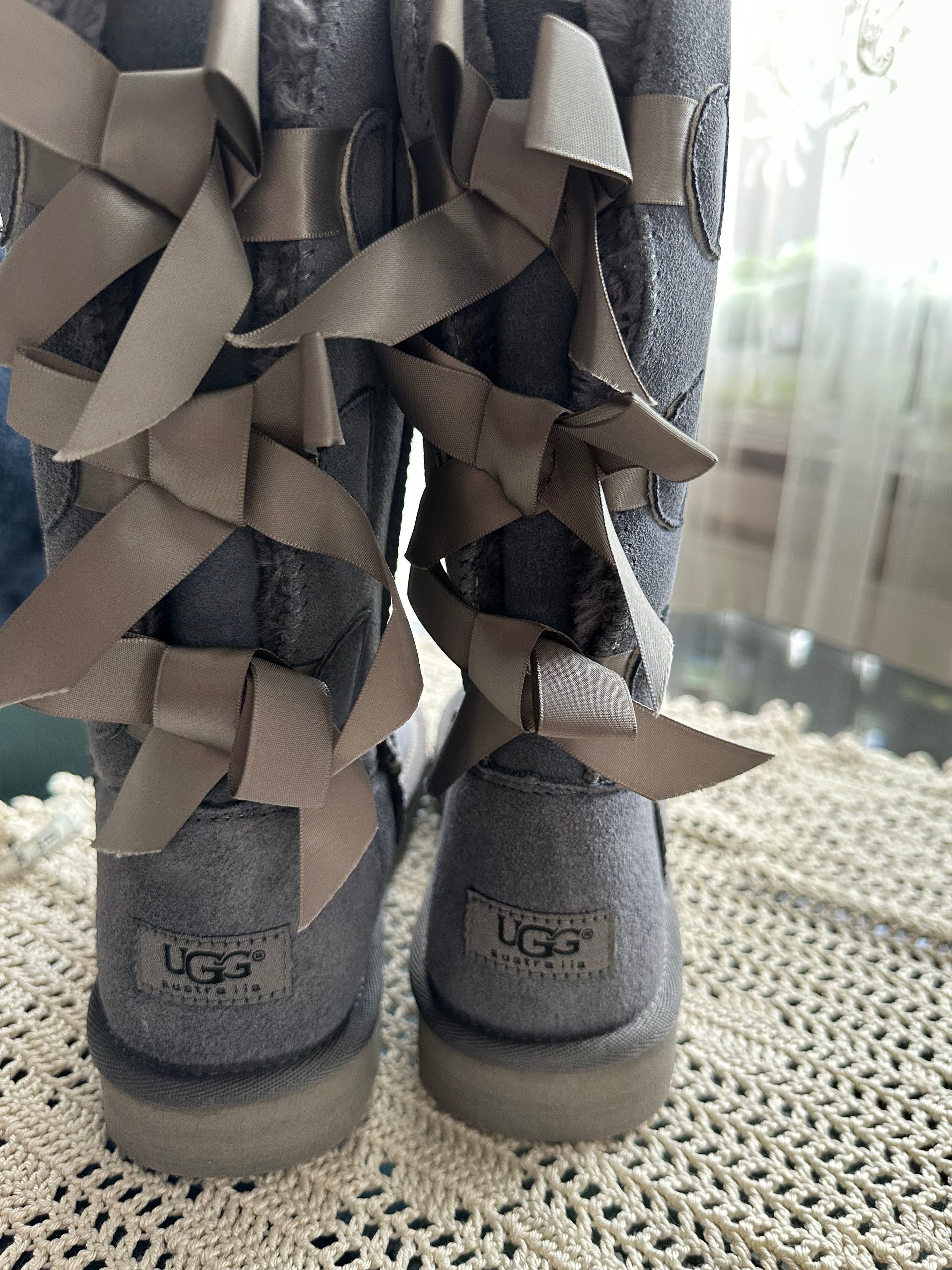 Оригінальні UGG Australia з бантами