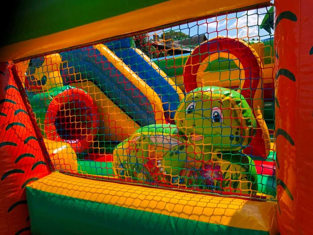 Euro bungee zjeżdżalnie zamki byk rodeo piana party eliminator wynajem