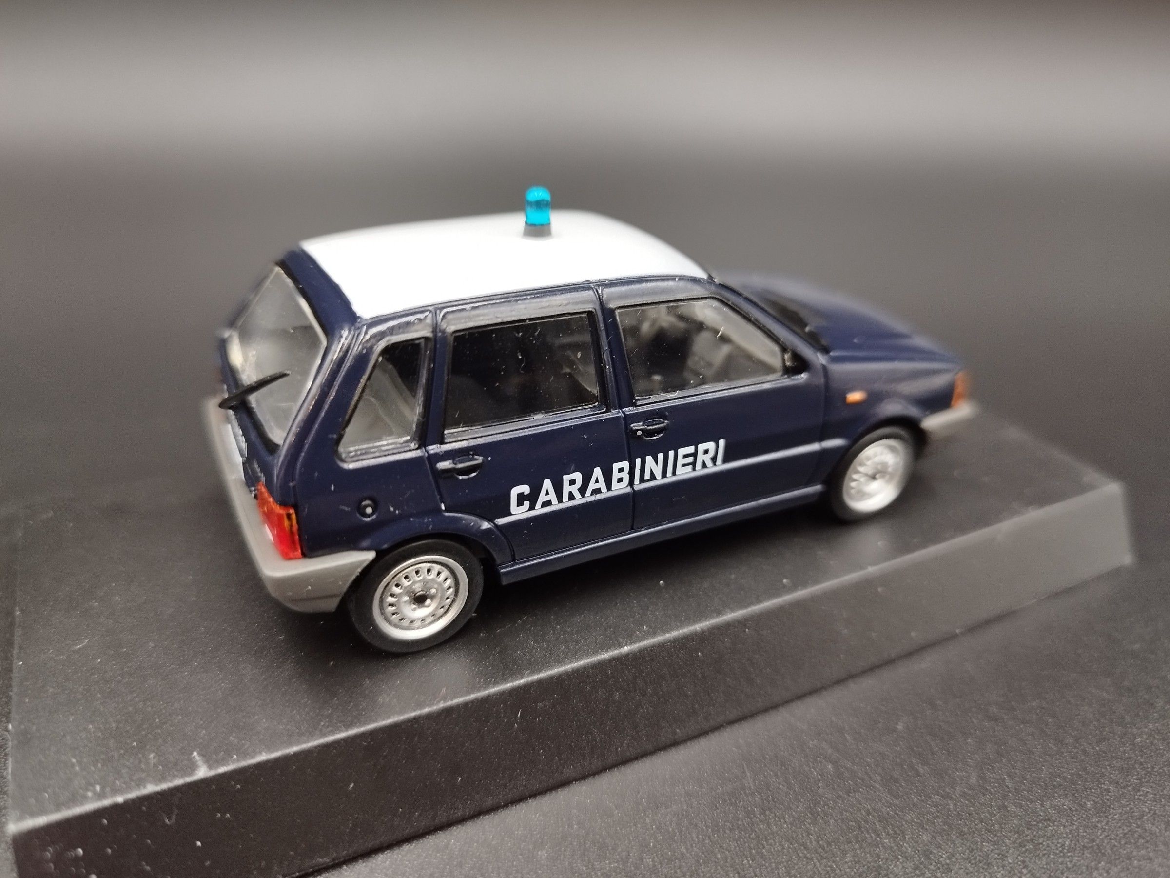 1:43 Atlas 1985 Fiat UNO Model nowy