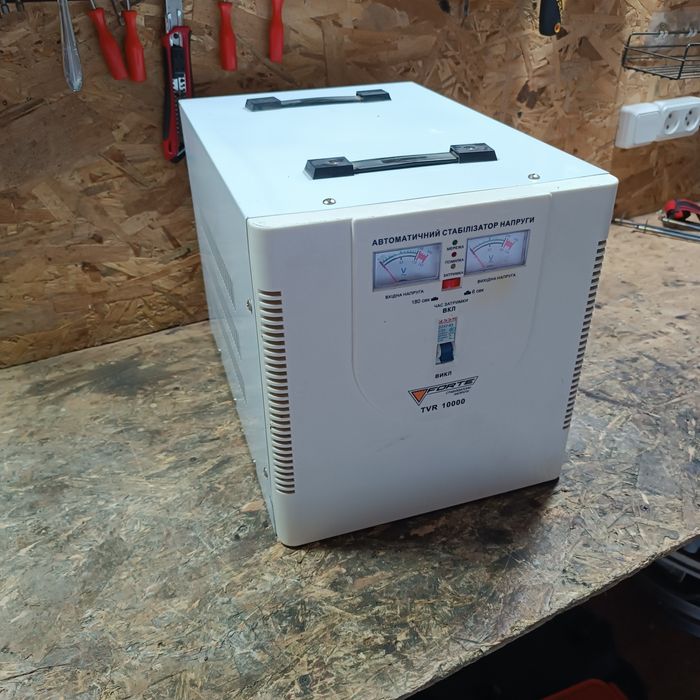 Стабілізатор напруги FORTE TVR10000 10 kVa