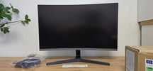 Монитор 27" Samsung Curved C27R500FHIX (еще на гарантии Комфи)