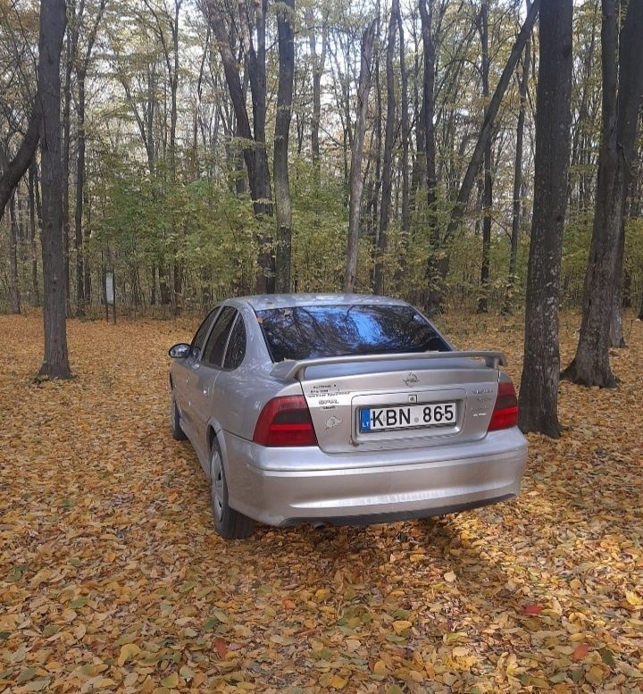 Продам  автомобіль .