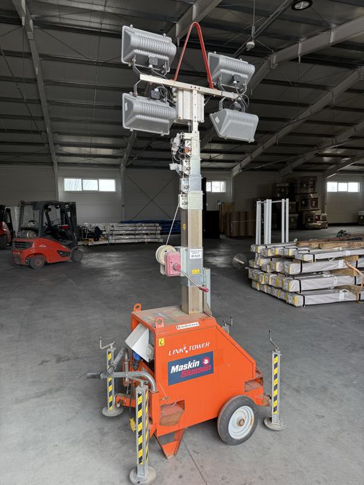 Sprzedam maszt oswietleniowy 8m