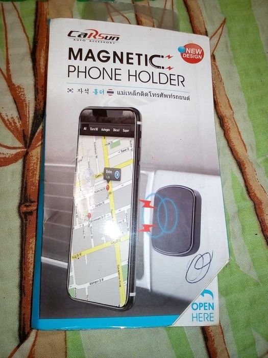 автомобильный держатель для телефона CARSUN C-1222 с магнитом