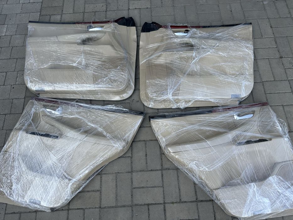 Карти дверей Lexus LX 570